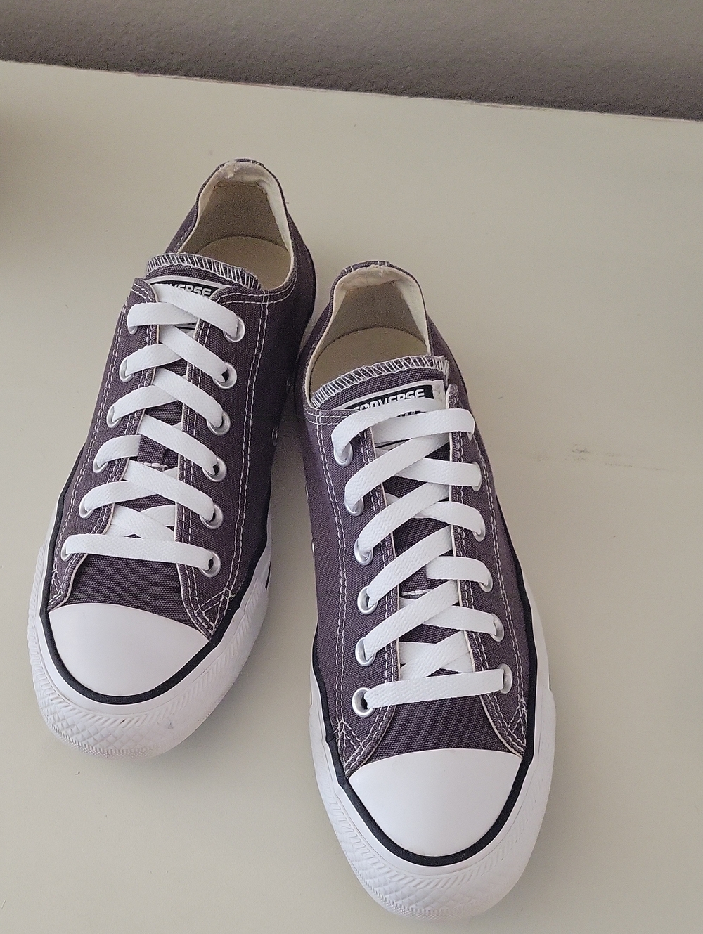 Converse Womens Low Top Canvas Sneakers - Charcoal with White
